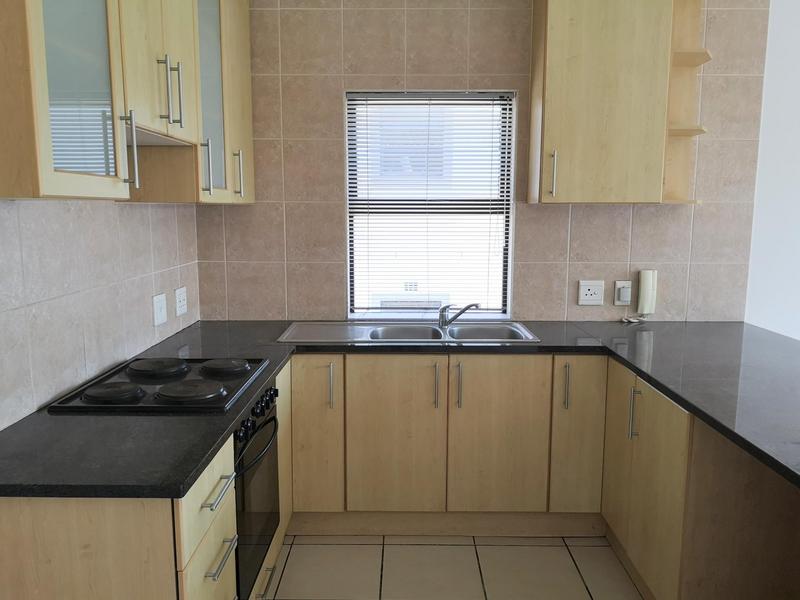 To Let 2 Bedroom Property for Rent in Table View Western Cape